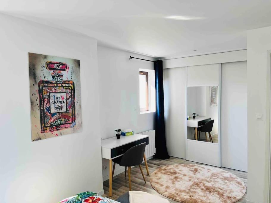 La Perle Apartment Montargis Ngoại thất bức ảnh