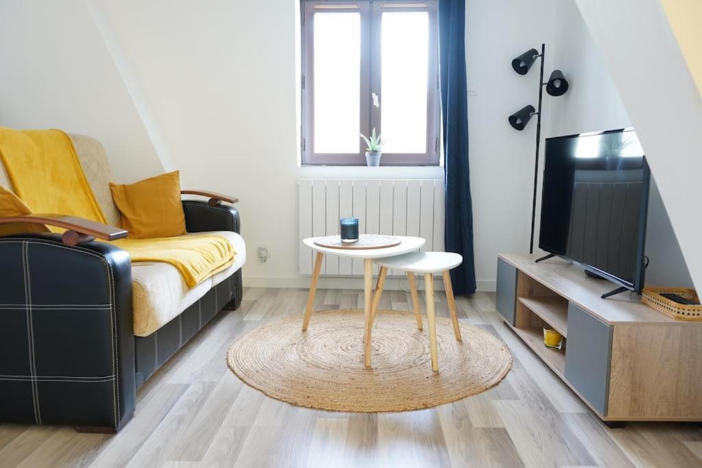 La Perle Apartment Montargis Ngoại thất bức ảnh