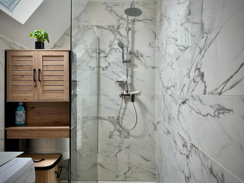La Perle Apartment Montargis Ngoại thất bức ảnh